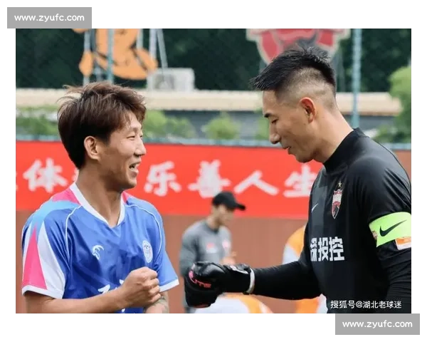 前国门力挺霍安・加西亚：西班牙人应感谢青训门将，转会巴萨不应成背叛