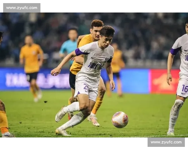 巴顿时隔四年重返国足！边路多面手或成佩家军战术奇兵